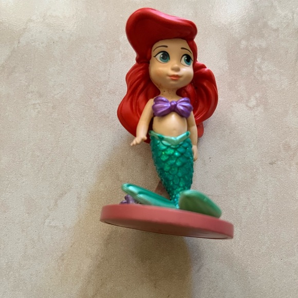 Disney Princess Figurine Collection - Red, Purple, Blue - Picture 14 of 15